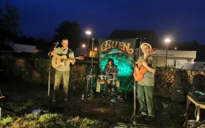 Plus de 120 personnes sont venues danser et chanter au jardin des associations.